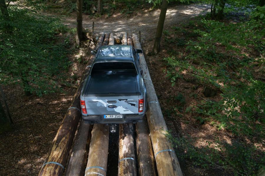  Ford Ranger Raptor 2019 года  (EU) (фото 28 из 38)